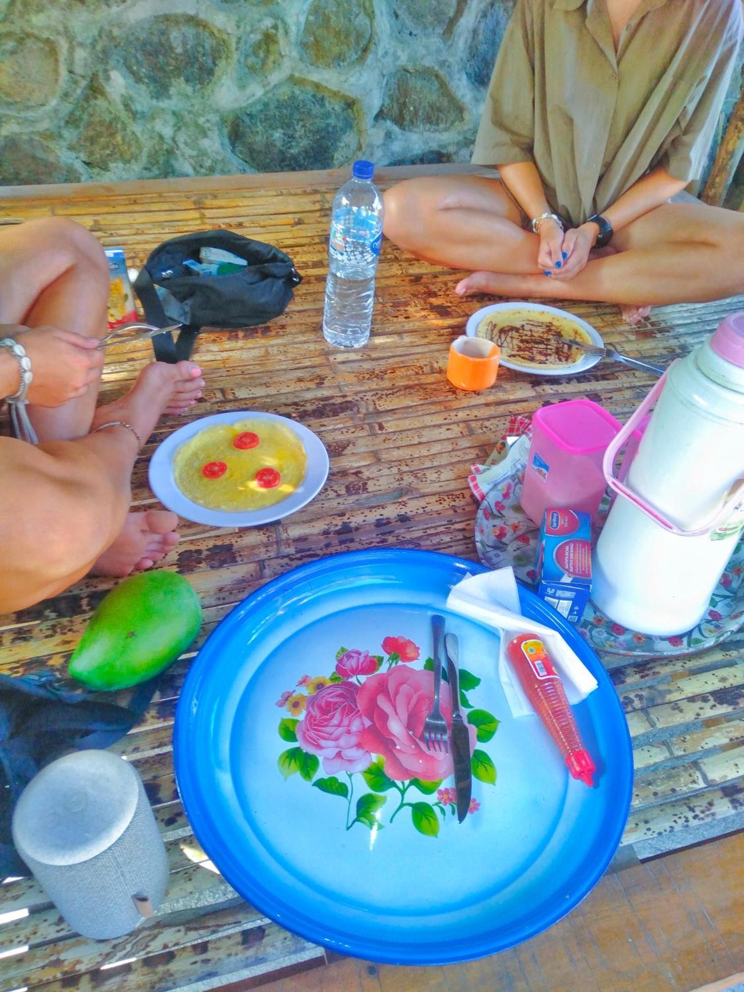 Putri Nyale Bungalow Kuta  Zewnętrze zdjęcie