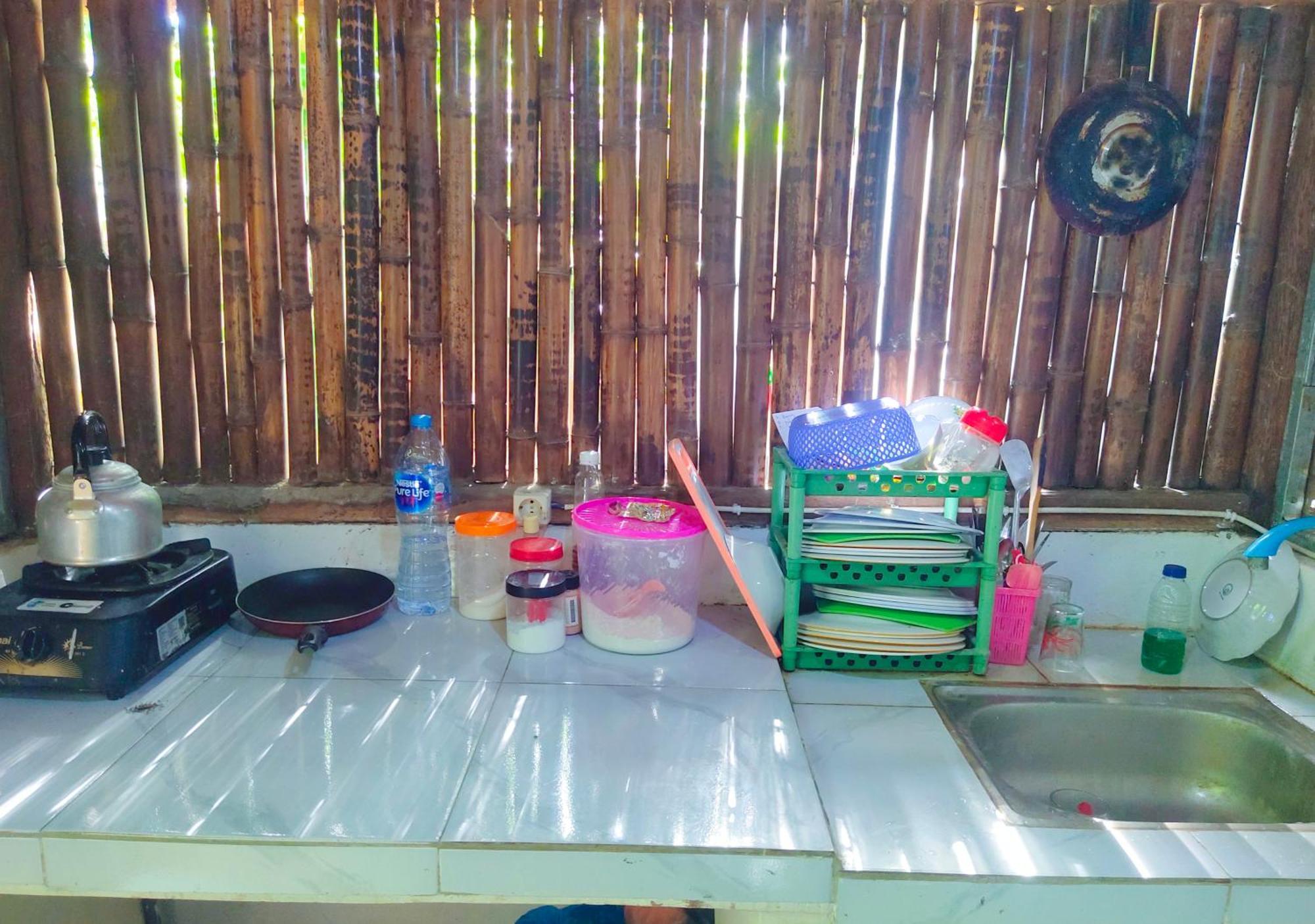 Putri Nyale Bungalow Kuta  Zewnętrze zdjęcie